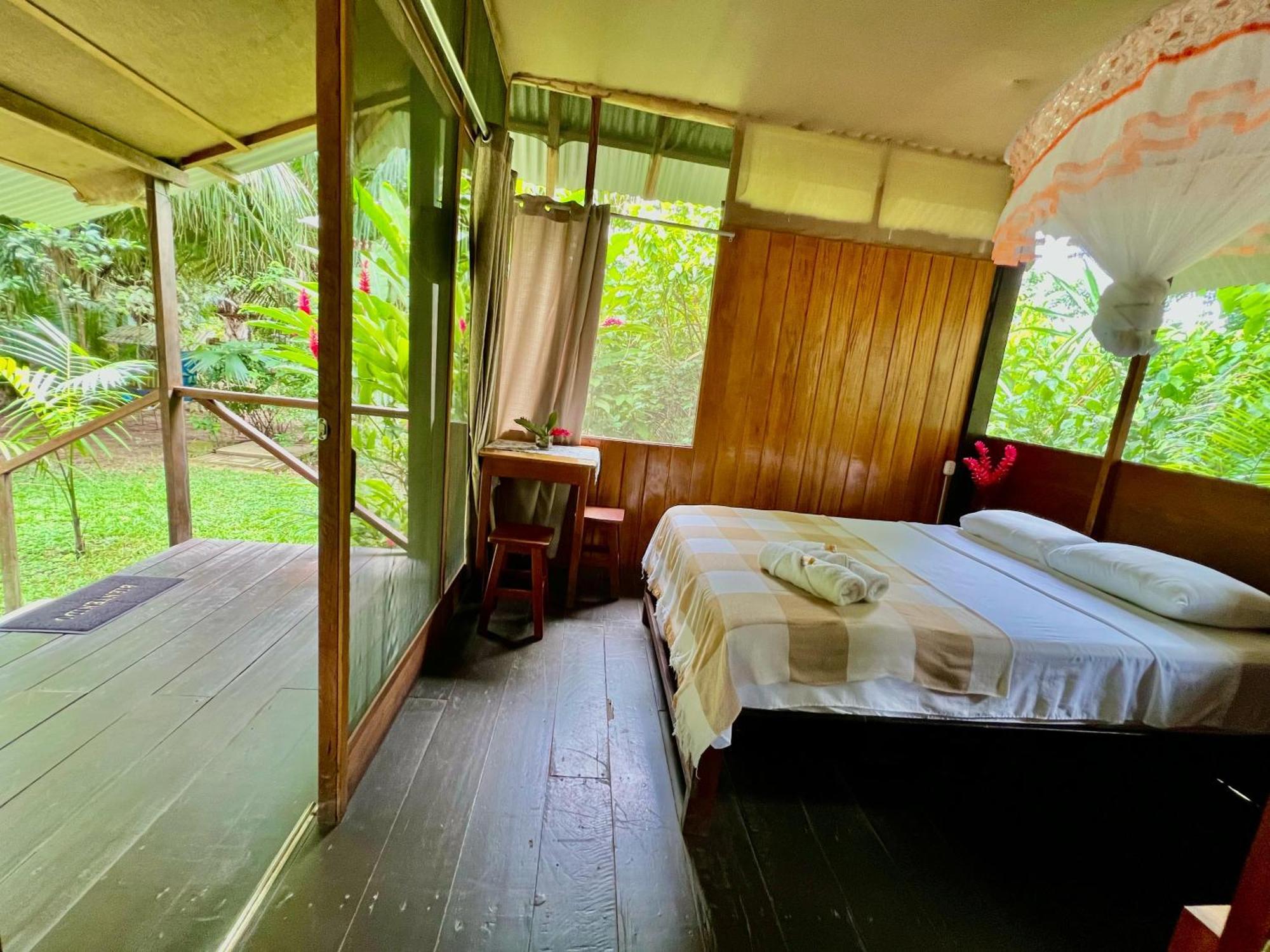 Отель Tronco Tambopata Adventure Пуэрто-Мальдонадо Экстерьер фото